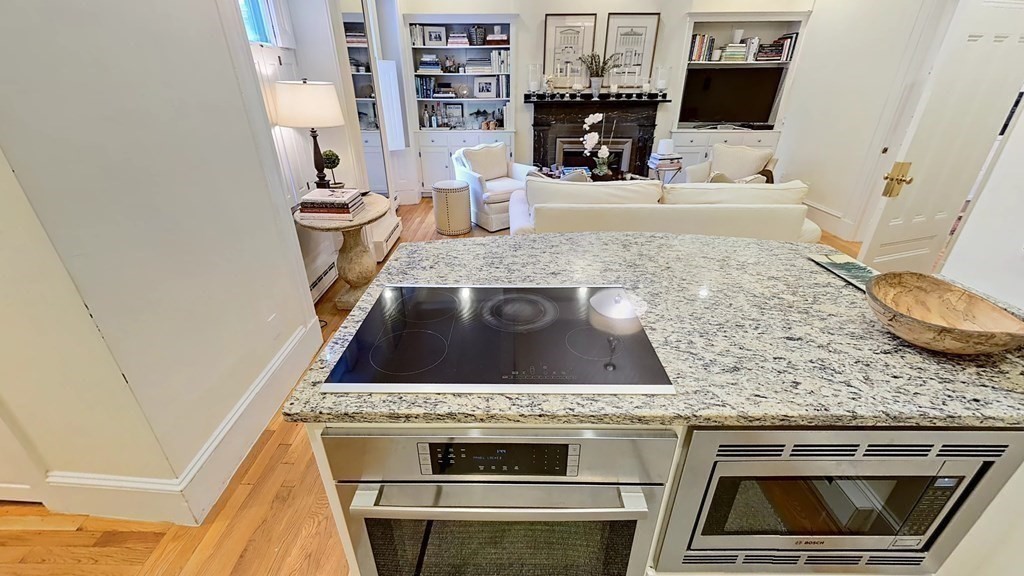 9 Temple Street, Unit 1 Boston, MA 02114 - Photo 13 of 38
