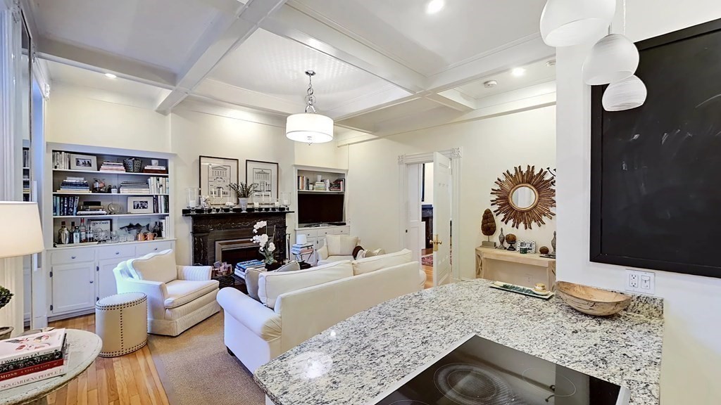 9 Temple Street, Unit 1 Boston, MA 02114 - Photo 6 of 38