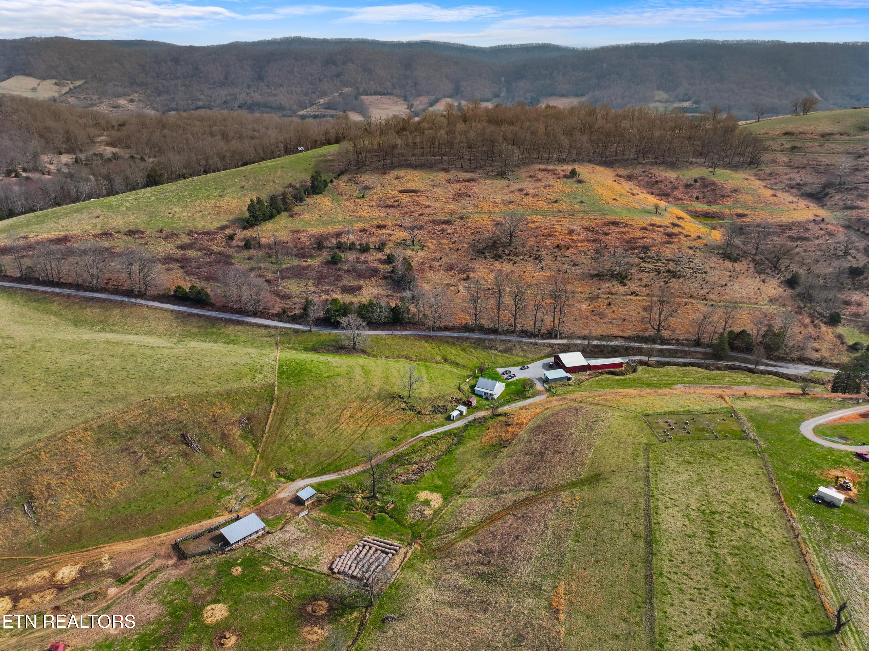 2218 Rebel Hollow Road Tazewell, TN 37879 - Photo 27 of 59 040-2218RebelHollowRoad-Tazewell-TN-3787