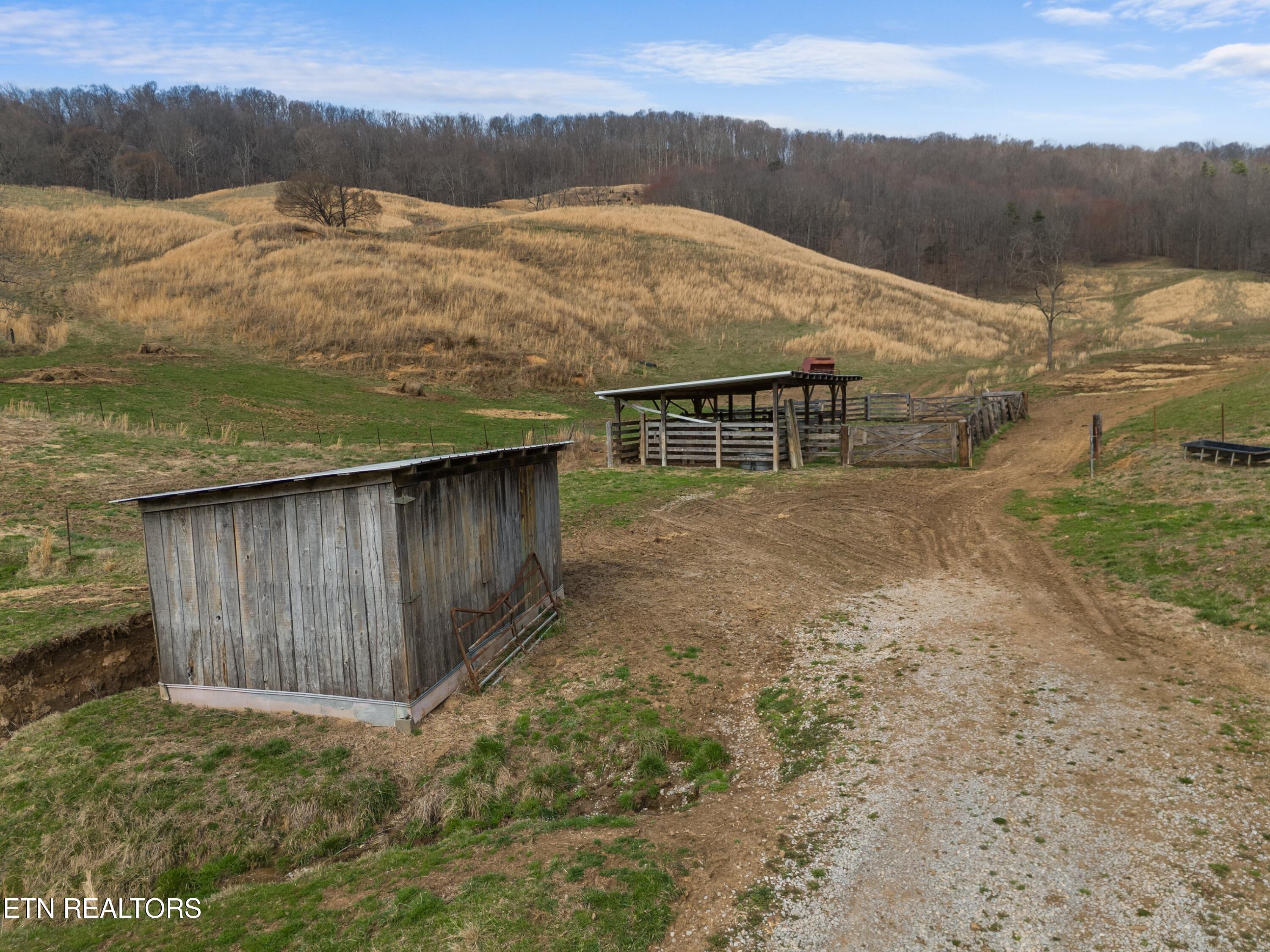 2218 Rebel Hollow Road Tazewell, TN 37879 - Photo 35 of 59 021-2218RebelHollowRoad-Tazewell-TN-3787