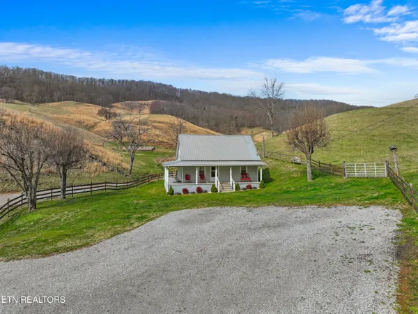 $794,900 | 2218 Rebel Hollow Road, Tazewell, TN 37879