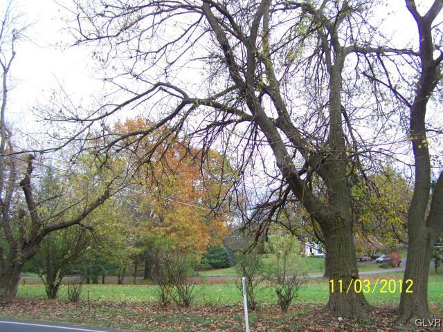 2350 Riverbend Road Allentown, PA 18103 - Photo 3 of 4 Gallery Image 3