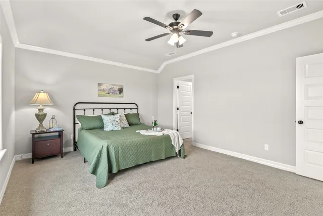 $429,900 | 537 Chuckwagon Trail, Angleton, TX 77515