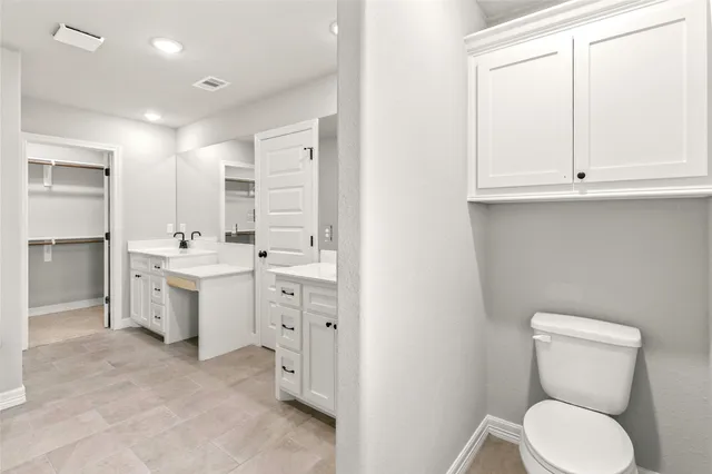 $429,900 | 537 Chuckwagon Trail, Angleton, TX 77515