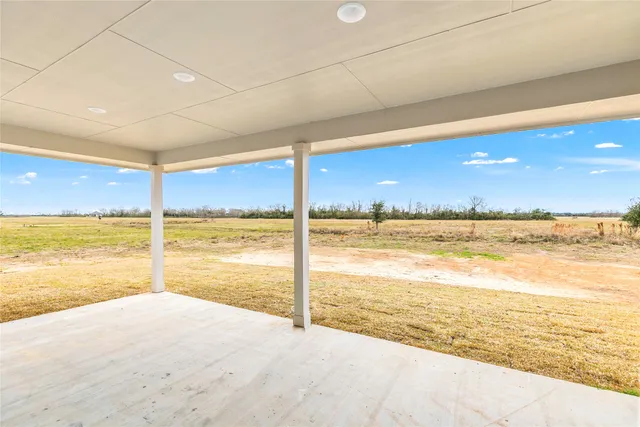 $429,900 | 537 Chuckwagon Trail, Angleton, TX 77515
