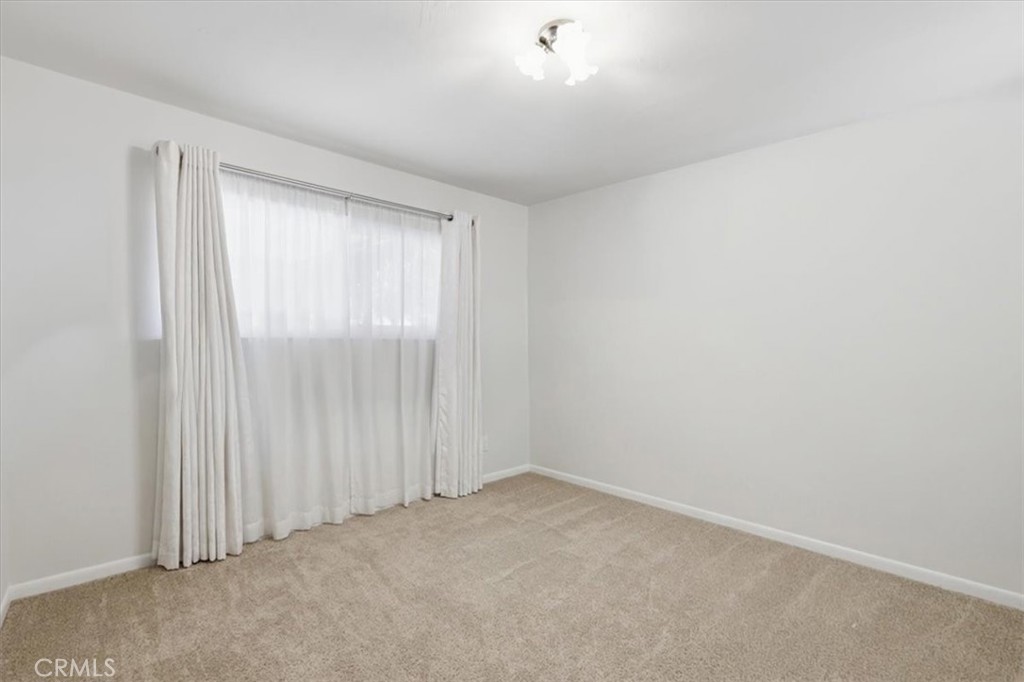 2845 Iron Hills Way Riverside, CA 92506 - Photo 20 of 34