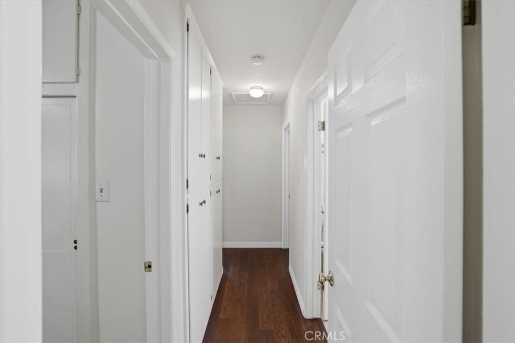 2845 Iron Hills Way Riverside, CA 92506 - Photo 7 of 34