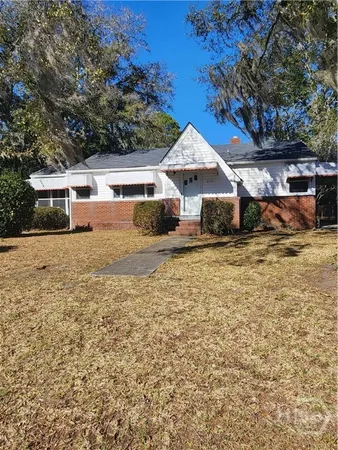 $1,750 | 2106 South Fernwood Drive, Savannah, GA 31404