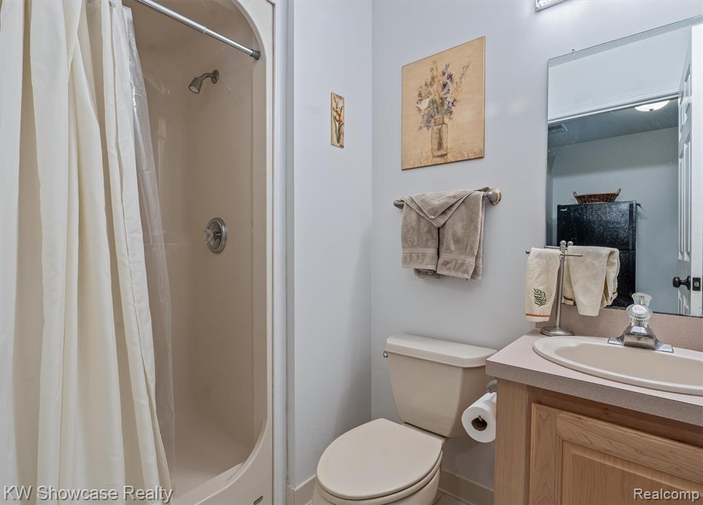 3446 Benstein Road Commerce Township, MI 48382 - Photo 33 of 38 Gallery Image 33