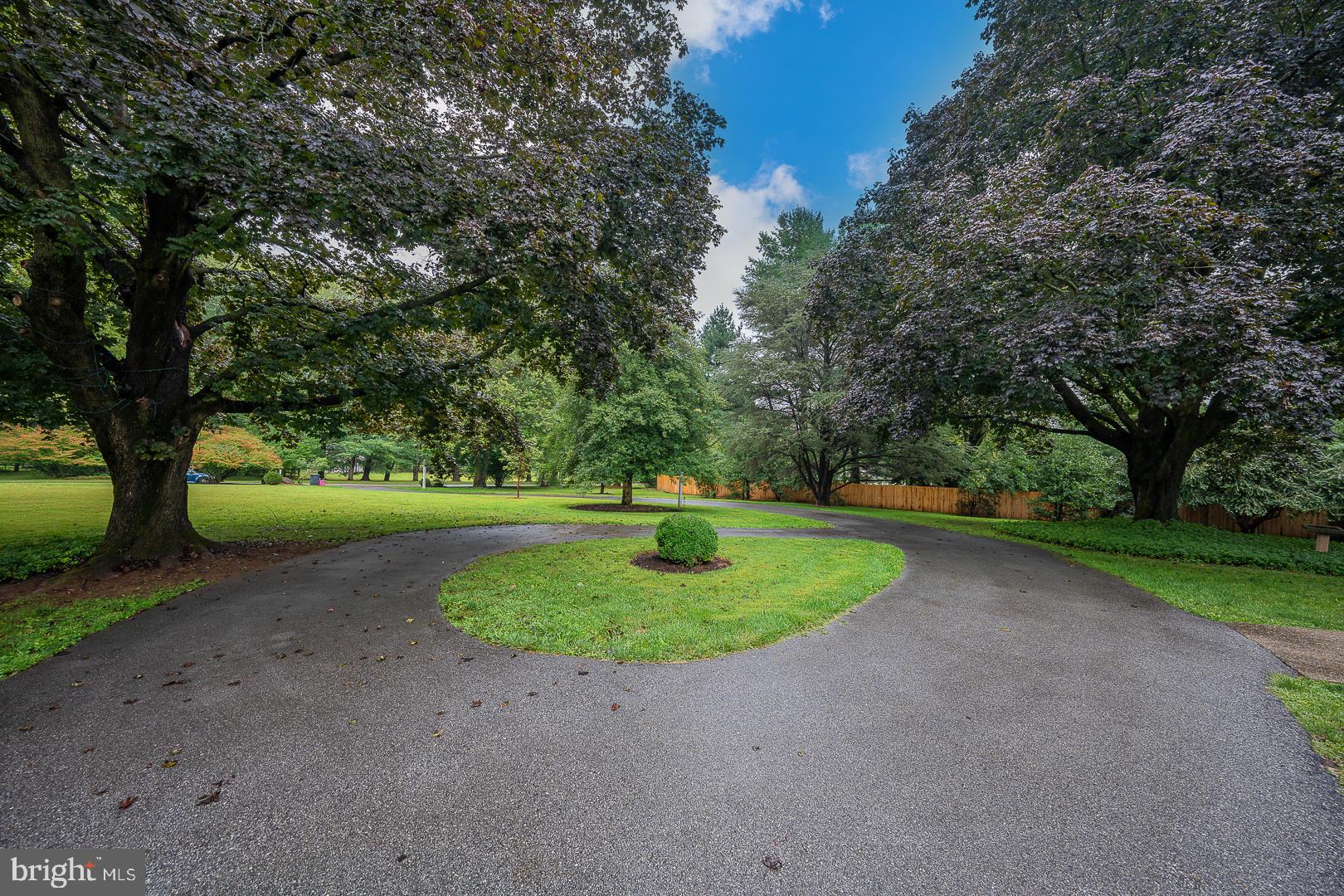 4 Reynard Road Malvern, PA 19355 - Photo 2 of 49