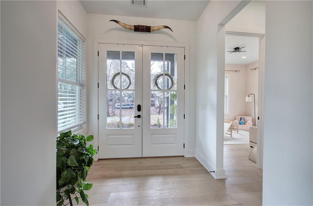 81 Summit Ridge Circle Southeast Cartersville, GA 30120 - Photo 4 of 47