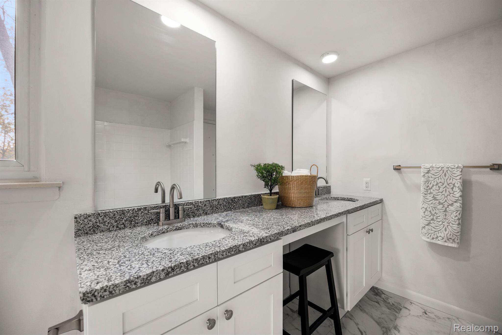 8322 Busch Street Center Line, MI 48015 - Photo 22 of 31 Gallery Image 22