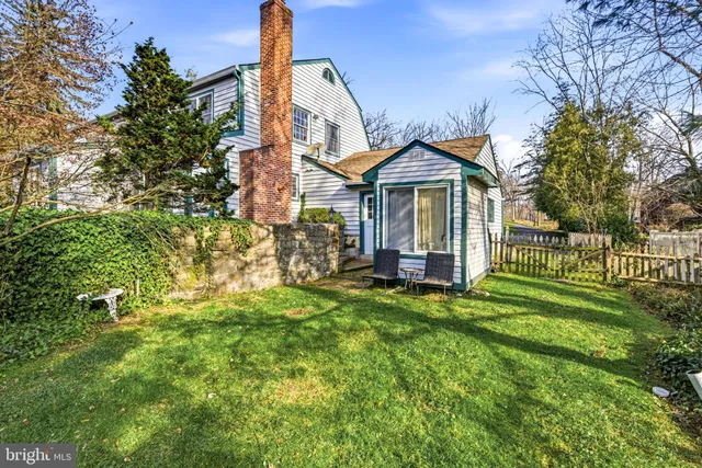 $950,000 | 104 Mt Laurel Road, Moorestown, NJ 08057