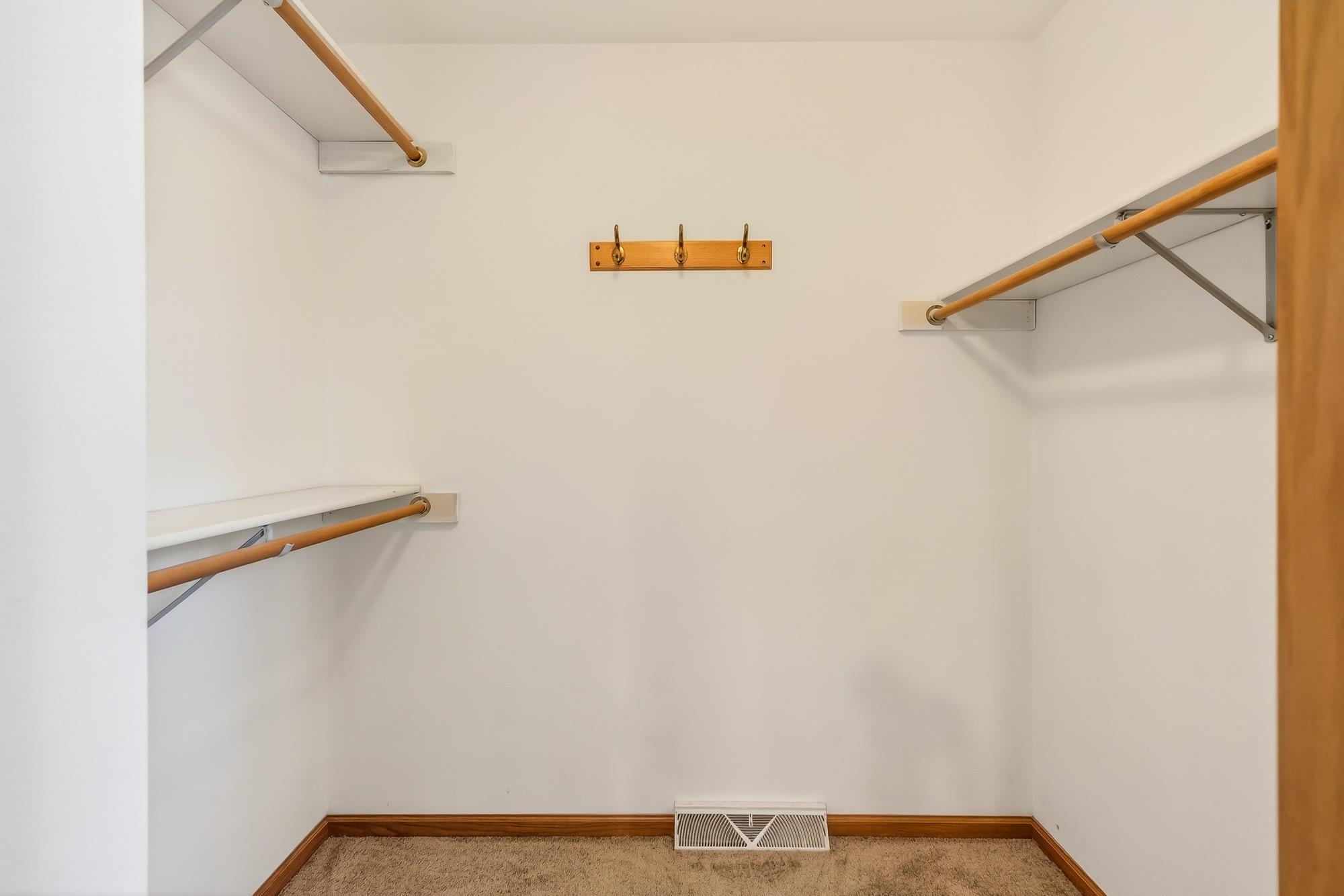 2107 Canterbury Road Madison, WI 53711 - Photo 33 of 44