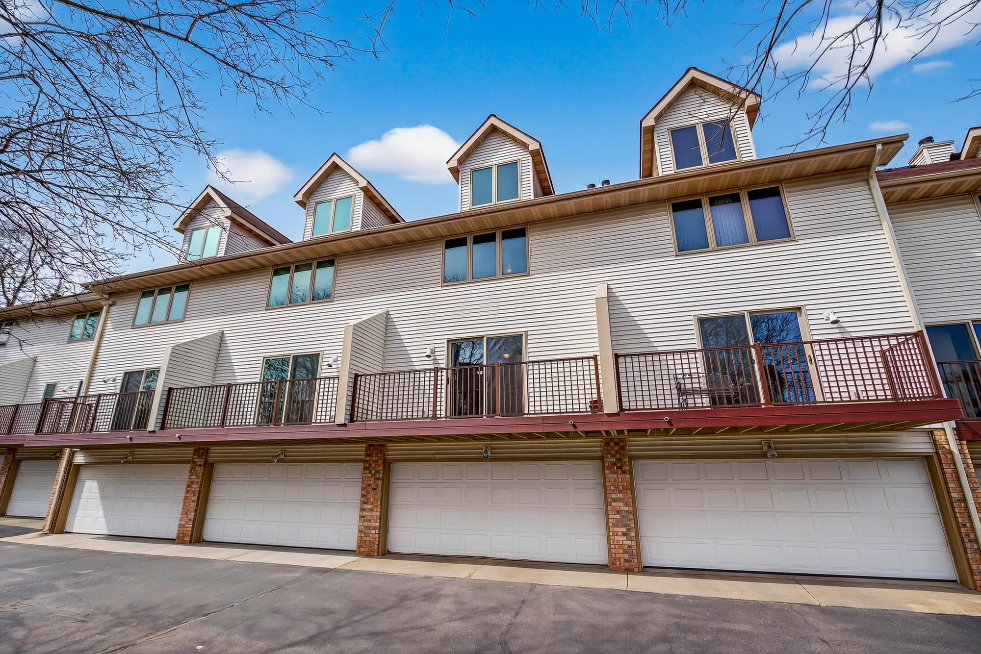 2107 Canterbury Road Madison, WI 53711 - Photo 40 of 44