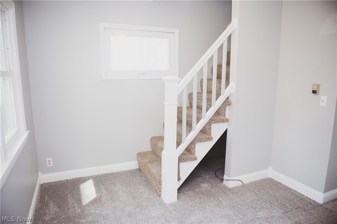 389 Niagara Road Vermilion, OH 44089 - Photo 13 of 18 Stairway to Loft