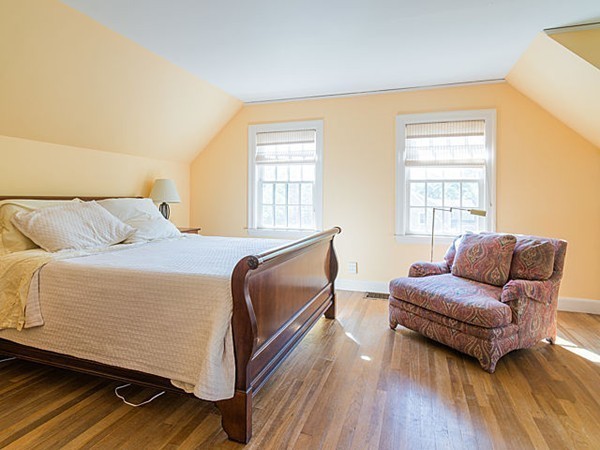 31 Puritan Road Newton, MA 02461 - Photo 9 of 17 Gallery Image 9