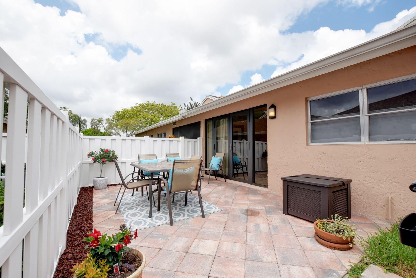 8145 Springtree Road Boca Raton, FL 33496 - Photo 19 of 20 26_ebf_7990and4more