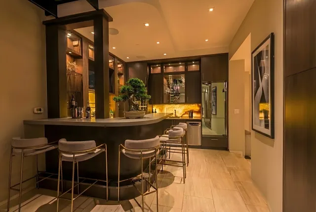 $3,395,000 | 1401 North Astor Street, Chicago, IL 60610