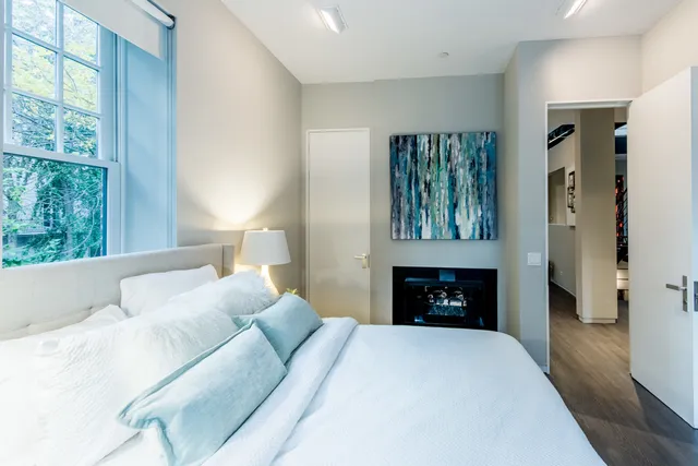 $3,395,000 | 1401 North Astor Street, Chicago, IL 60610