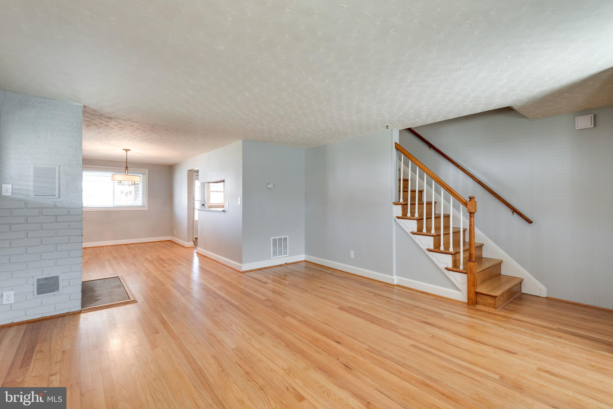 7846 Rockbourne Road Baltimore, MD 21222 - Photo 2 of 35