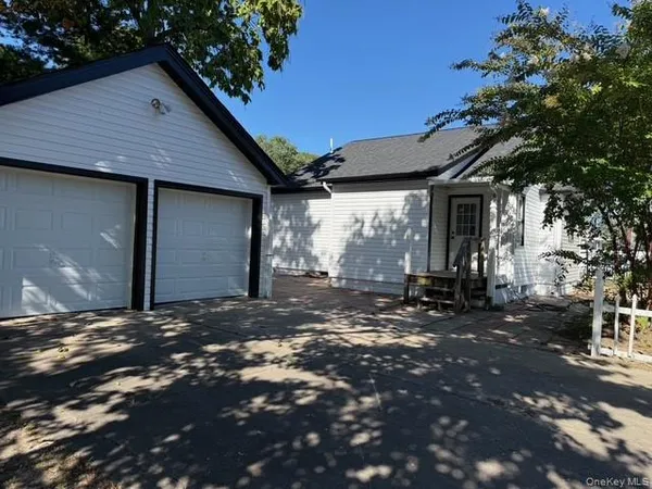 $639,000 | 64 Highland Avenue, Patchogue, NY 11772