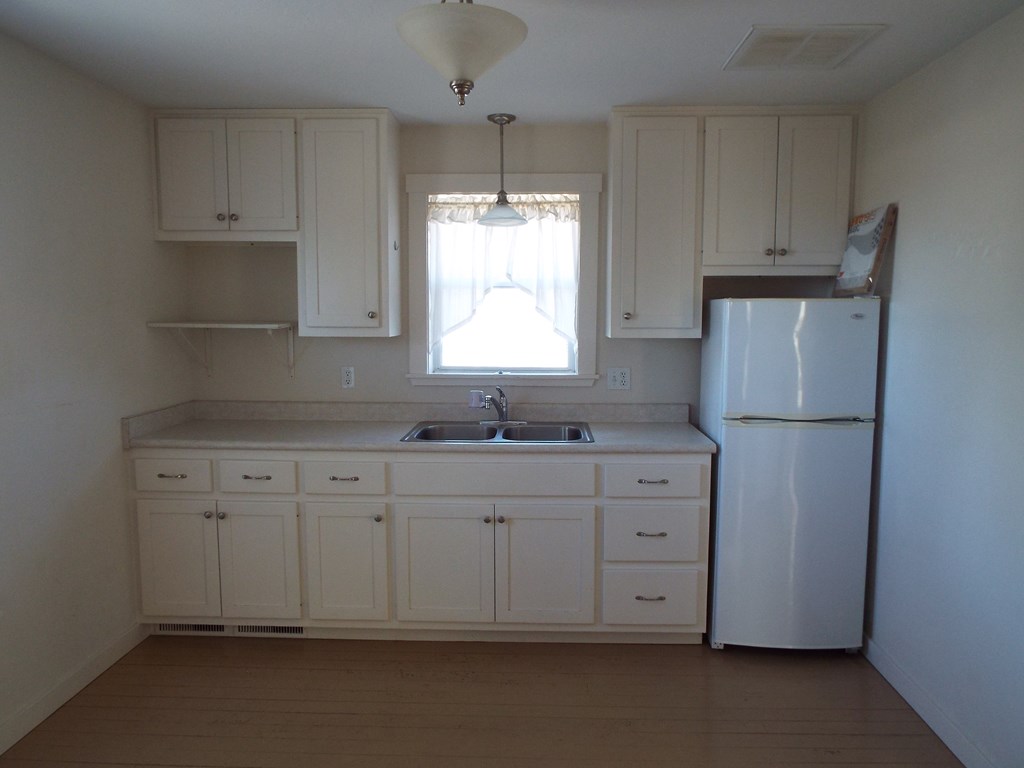 605 South Washington Street, Unit A Fredericksburg, TX 78624 - Photo 8 of 20