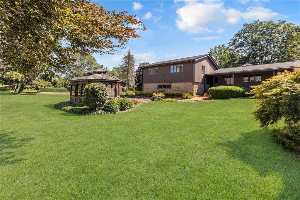 242 Morrow Road Beaver Falls, PA 15010 - Photo 2 of 22