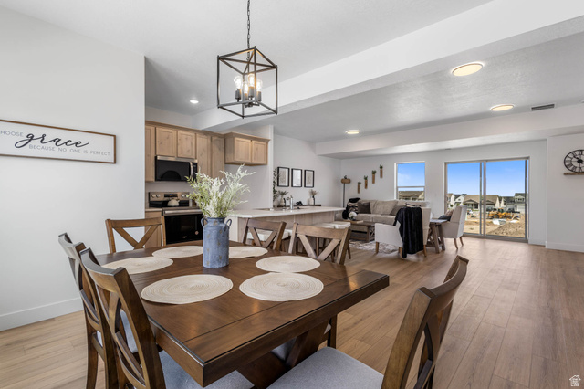 636 West Caroles Way, Unit 7 Tooele, UT 84074 - Photo 9 of 31 Pictures are of Decorated model, colors/finishes may vary