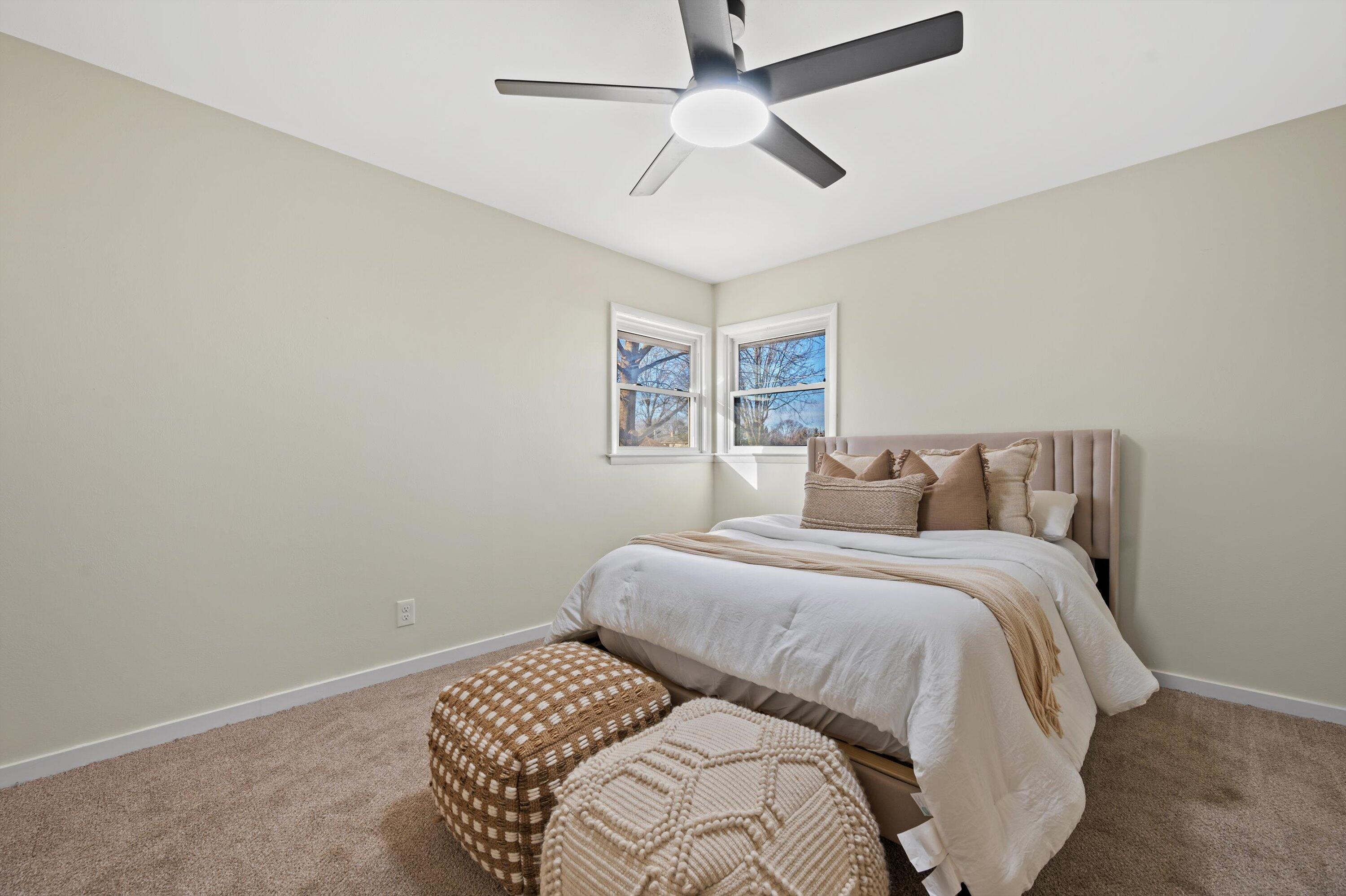 8530 West Holt Avenue Milwaukee, WI 53227 - Photo 11 of 24 16-DSC7018