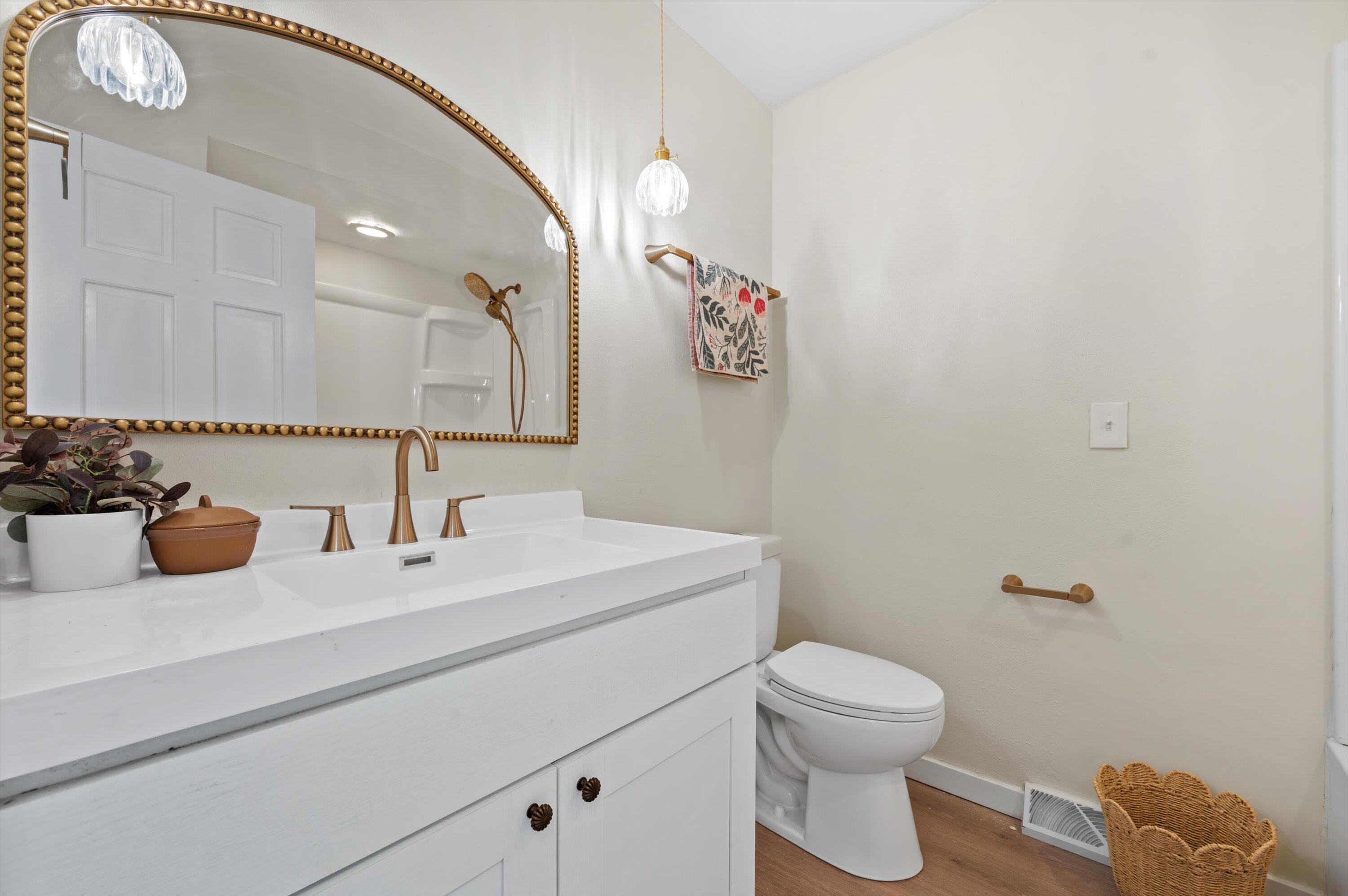 8530 West Holt Avenue Milwaukee, WI 53227 - Photo 17 of 24 22-DSC7039