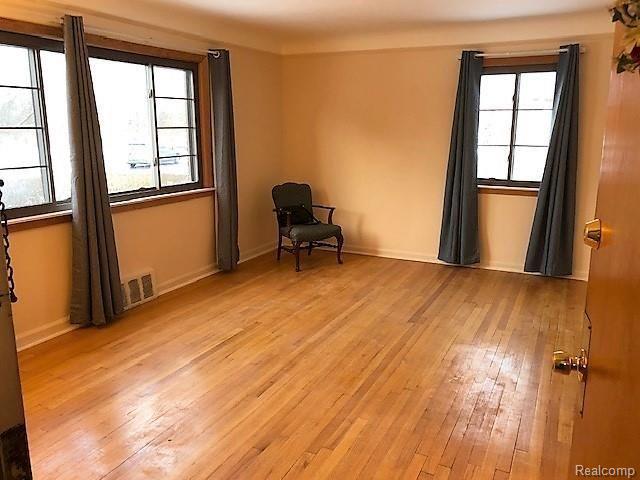 1441 South Telegraph Road, Unit 1 Dearborn, MI 48124 - Photo 3 of 11 2.jpg