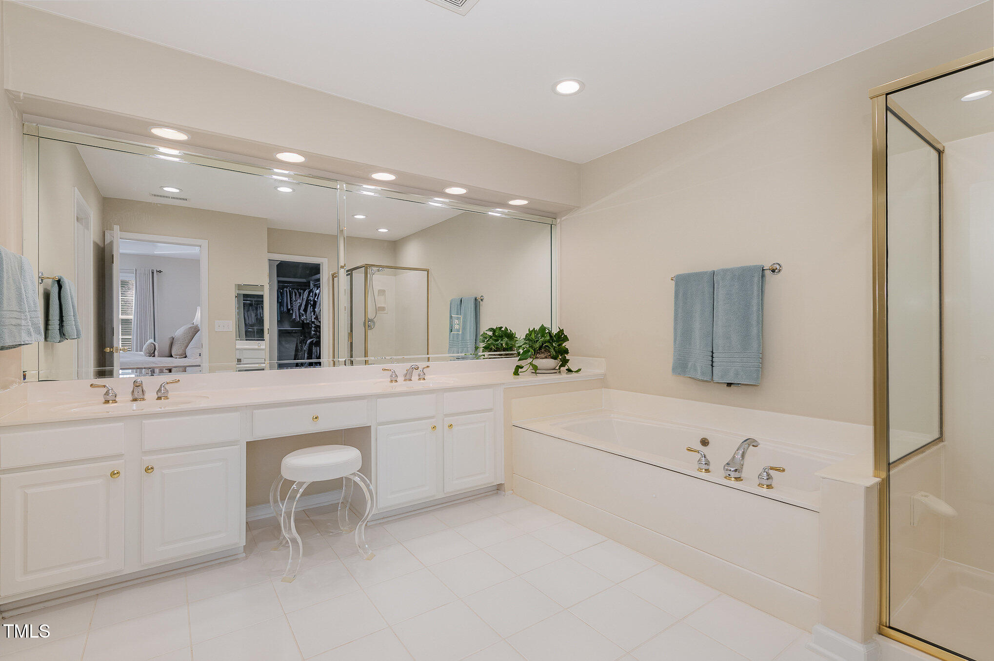 3924 Sunset Maple Court Raleigh, NC 27612 - Photo 20 of 36 020_jgp_3805-edit_992