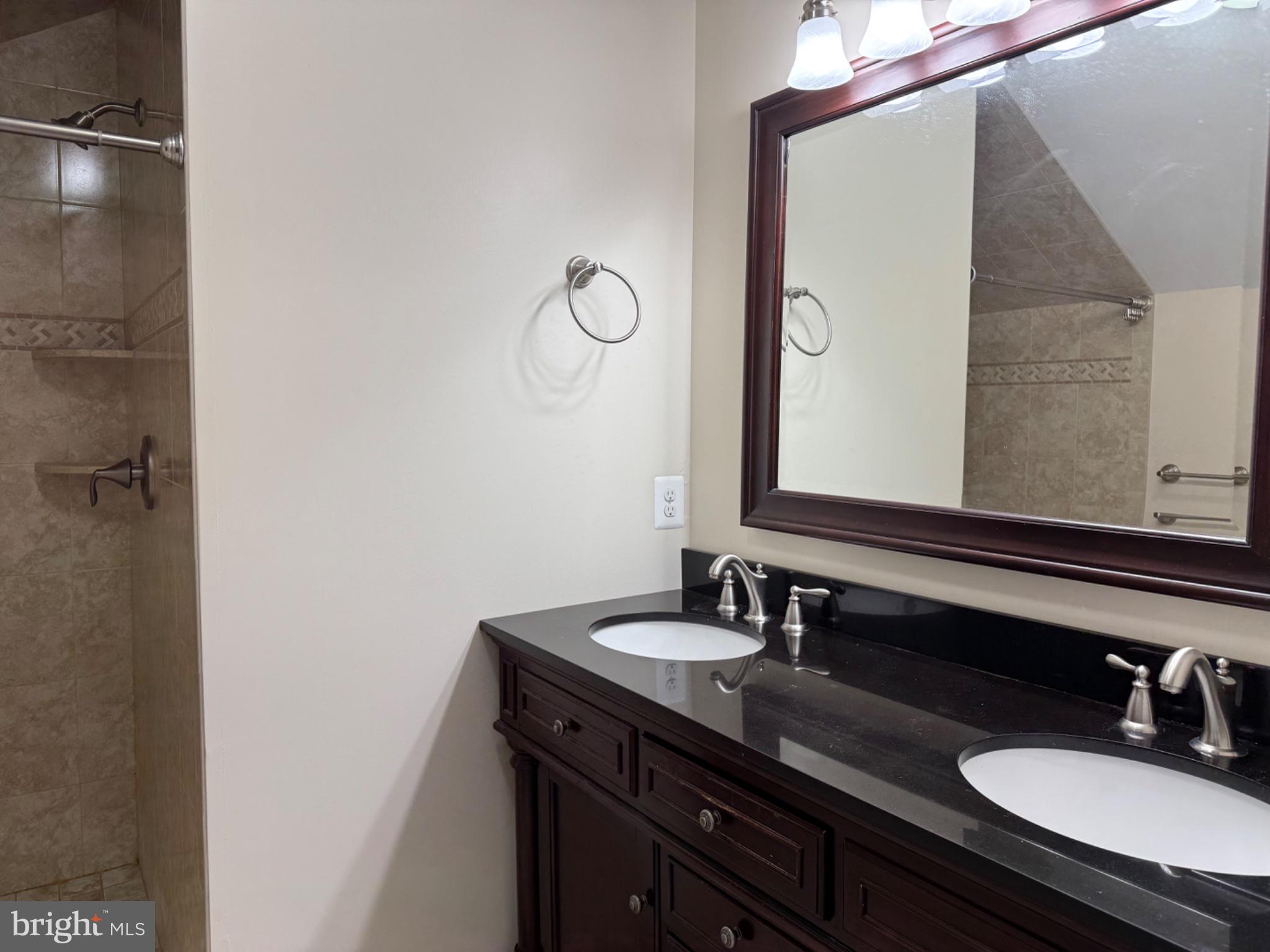 600 Grove Street, Unit 3 Haddonfield, NJ 08033 - Photo 8 of 13 Gallery Image 8