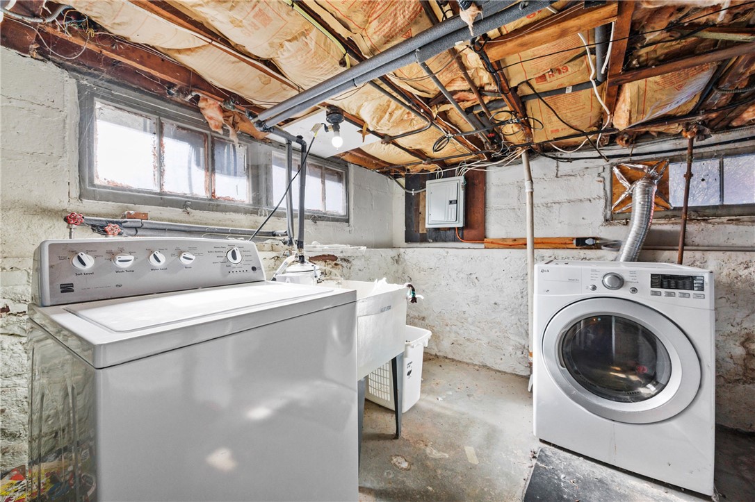 69 Benton Street Rochester, NY 14620 - Photo 19 of 23 Laundry