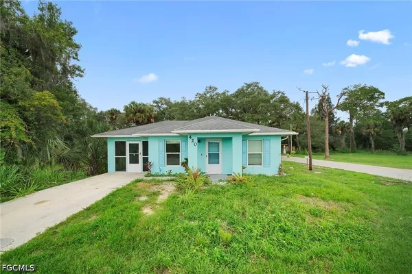 $215,000 | 420 Dr Martin Luther King Jr, LaBelle, FL 33935