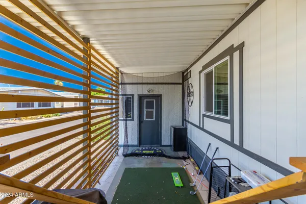 a view of an entryway