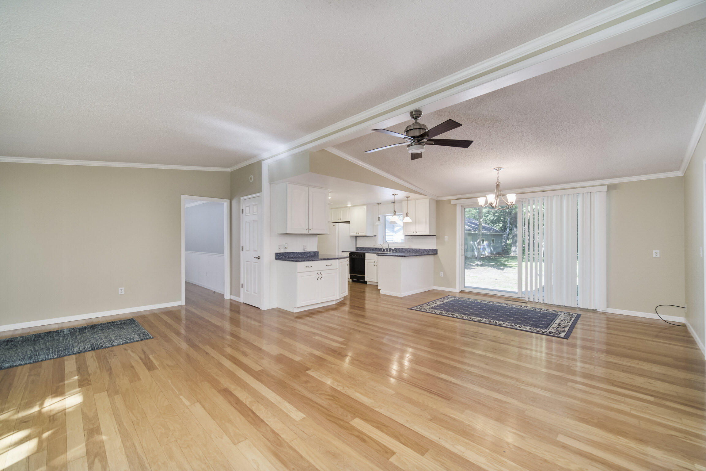 2721 Red Apple Road Manistee, MI 49660 - Photo 6 of 74 Living Room