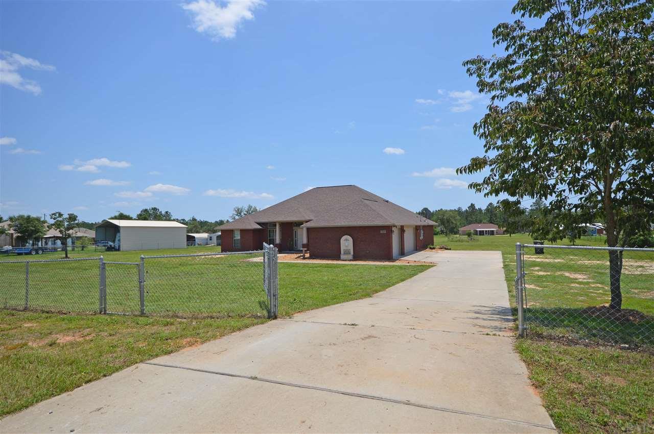 9869 South Trace Road Milton, FL 32583 - Photo 2 of 49
