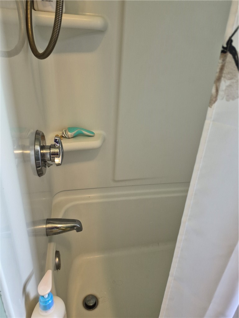 345 Stone Church Road Tiverton, RI 02878 - Photo 34 of 40 Tub and shower - full bath