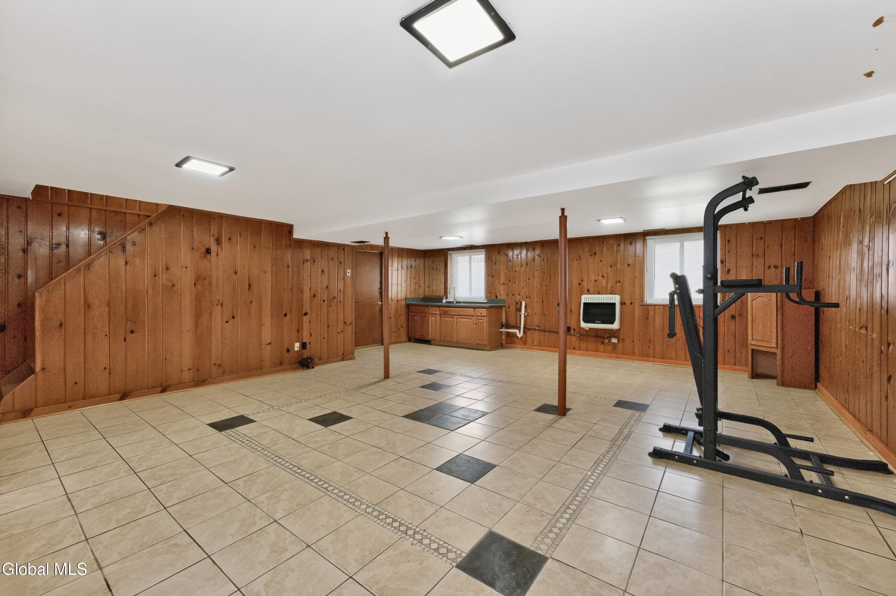 37 Marwill Street Albany, NY 12209 - Photo 13 of 33 4 Lower Level 2