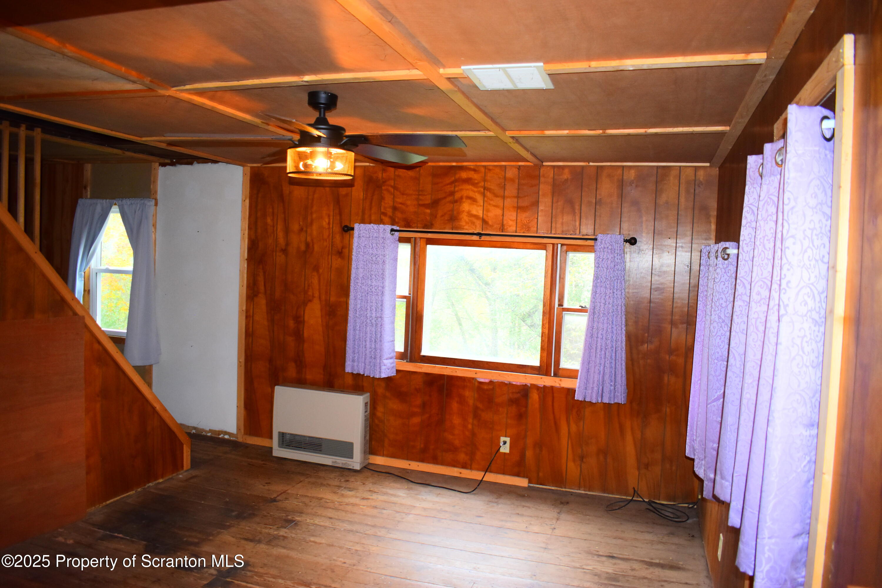 303 Leisure Lakes Road Wyalusing, PA 18853 - Photo 12 of 18 Living Room
