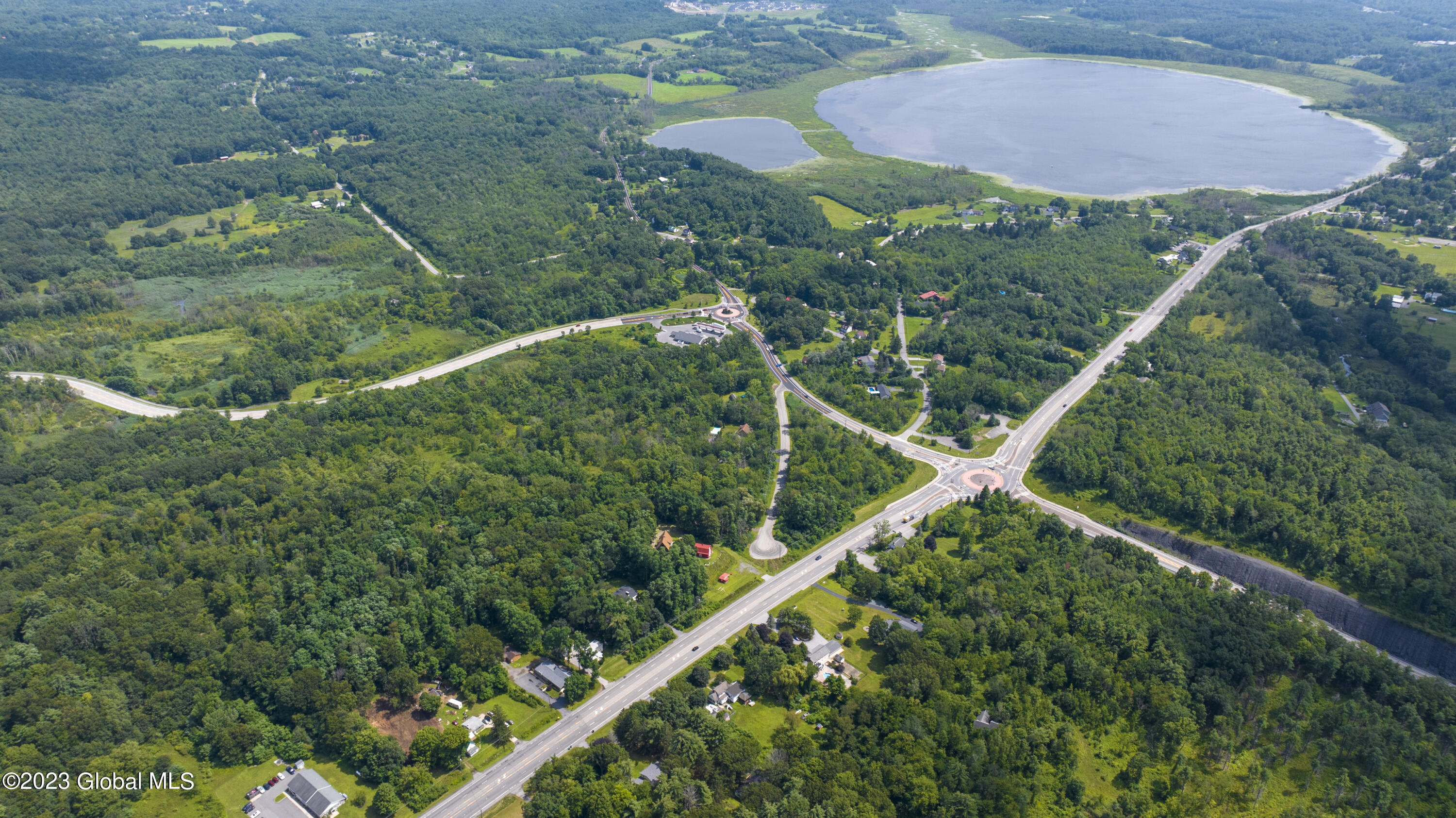 12 Easy Street Malta, NY 12118 - Photo 3 of 5 2289Rt9-03