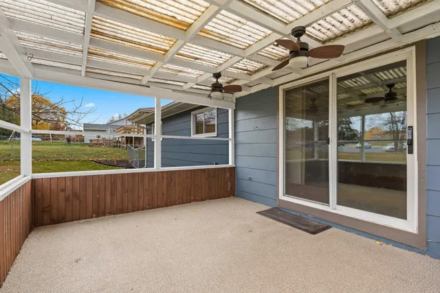 $274,900 | 716 Meadow Lane, Manawa, WI 54949