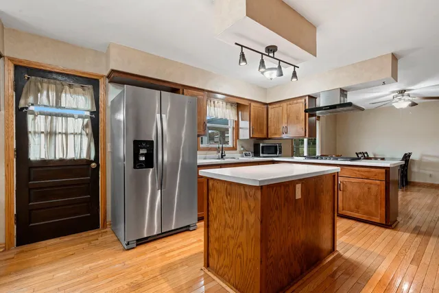 $274,900 | 716 Meadow Lane, Manawa, WI 54949