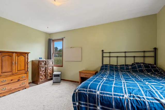 $274,900 | 716 Meadow Lane, Manawa, WI 54949