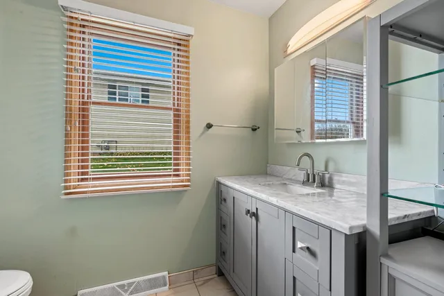 $274,900 | 716 Meadow Lane, Manawa, WI 54949