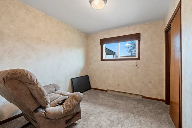 $274,900 | 716 Meadow Lane, Manawa, WI 54949