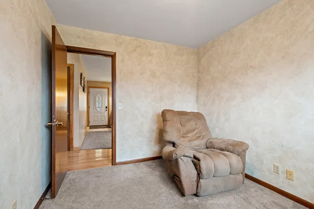 $274,900 | 716 Meadow Lane, Manawa, WI 54949