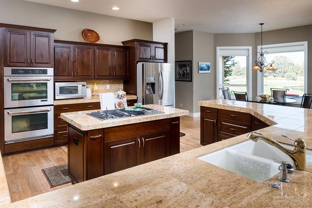 63435 Overtree Road Bend, OR 97701 - Photo 11 of 25 Additional Photo
